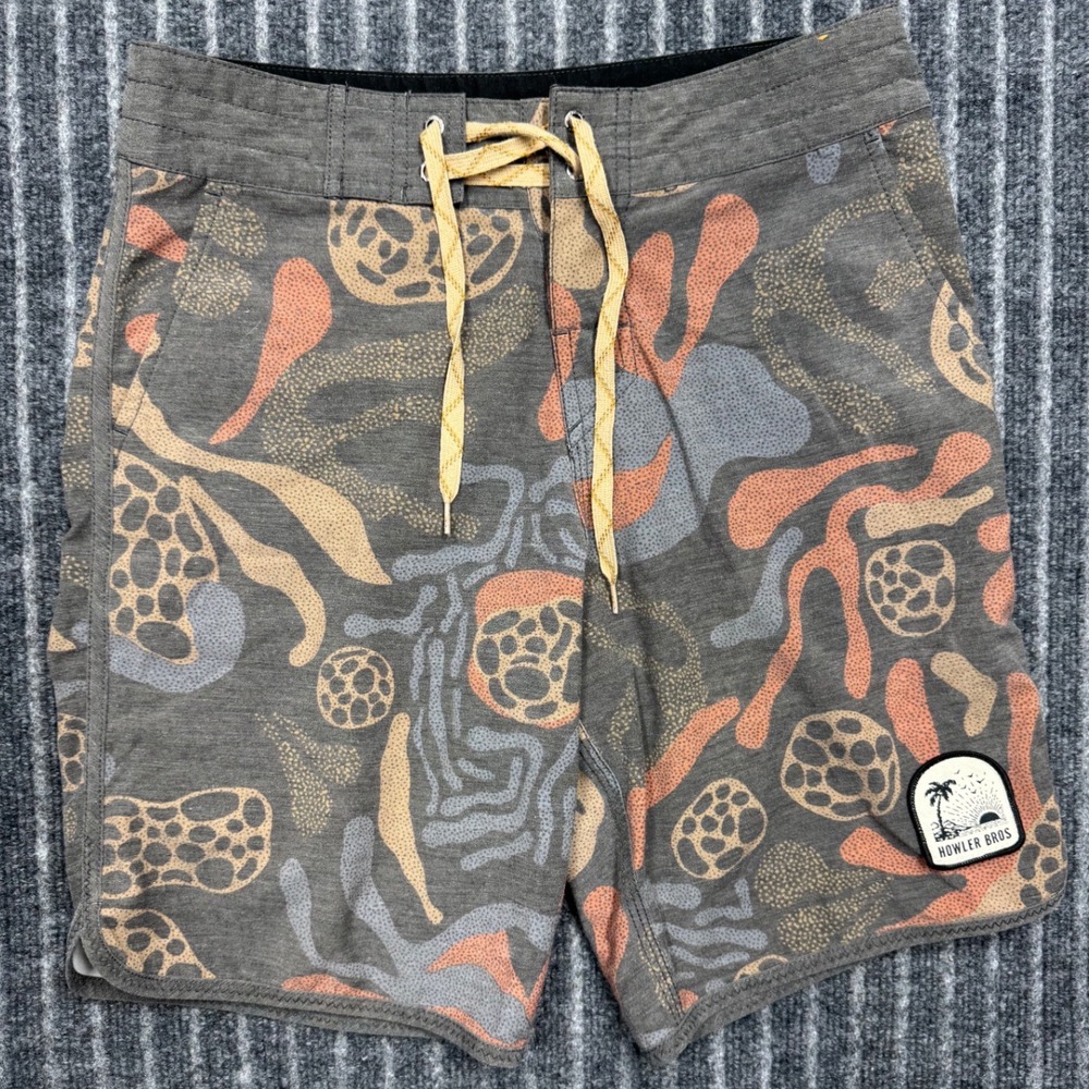 Howler Bros Mens Horizon Hybrid Shorts Size 28 Grey Orange Coral Print Surf